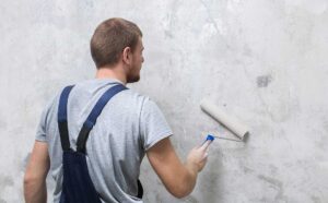 Przygotowanie ścian do malowania – krok po kroku